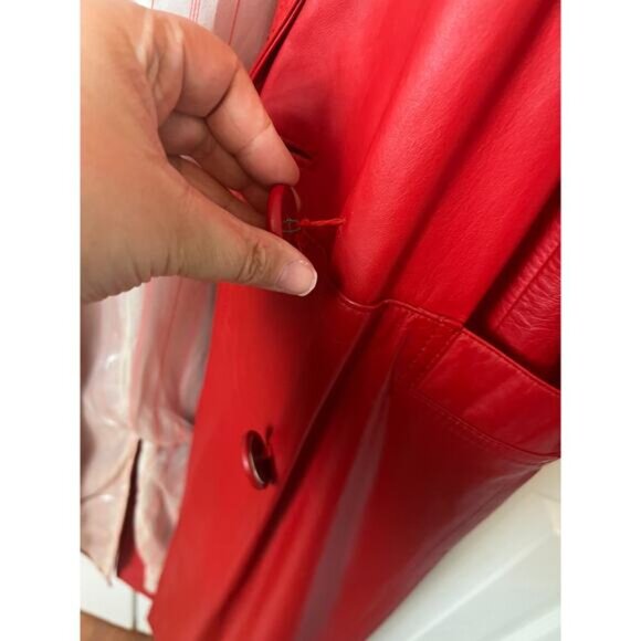 G-III Medium Red Leather Oversized 80s Shoulder Pad Button Closure Long Jacket - Picture 7 of 11
